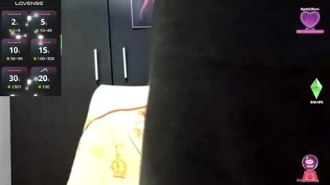 Snapshot of androdd666 chatting on July 16, 2:39 am androd666 online show from July 16, 2:39 am