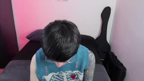 Snapshot of andy_bankai chatting on January 15, 6:55 pm twx Andy twink3 online show from January 15, 6:55 pm