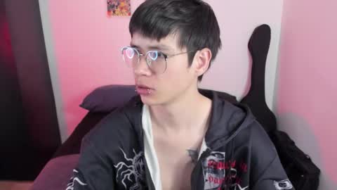 Snapshot of andy_bankai chatting on January 18, 7:01 am twx Andy twink3 online show from January 18, 7:01 am