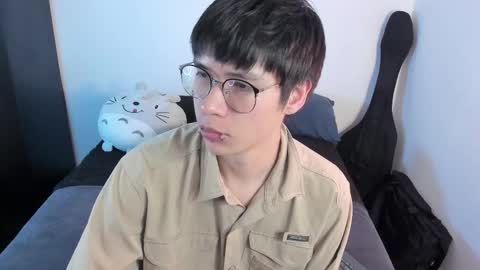 Snapshot of andy_bankai chatting on February 7, 3:32 am twx Andy twink3 online show from February 7, 3:32 am