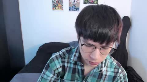 Snapshot of andy_bankai chatting on February 8, 3:43 am twx Andy twink3 online show from February 8, 3:43 am