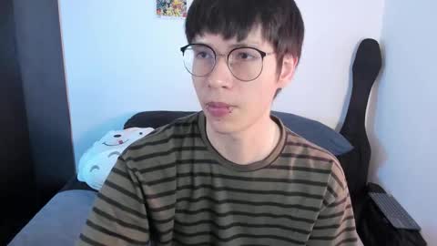 Snapshot of andy_bankai chatting on February 10, 4:05 am twx Andy twink3 online show from February 10, 4:05 am