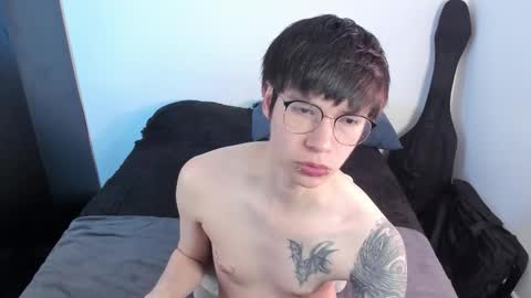 Snapshot of andy_bankai chatting on February 18, 2:51 am twx Andy twink3 online show from February 18, 2:51 am