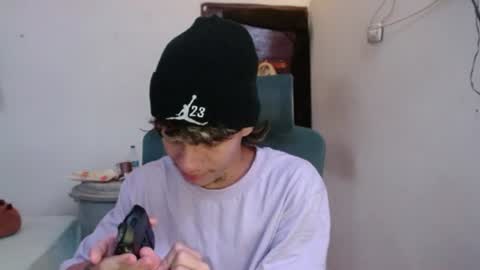 Snapshot of andy_dan1 chatting on June 23, 1:09 pm andy_dan1 online show from June 23, 1:09 pm