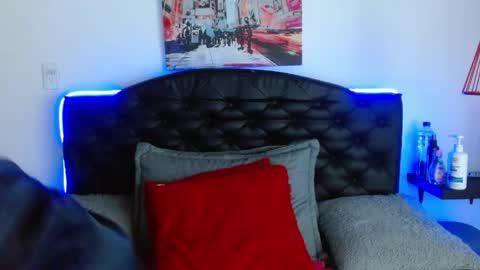 Andy online show from May 27, 2:52 am
