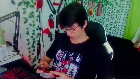 Snapshot of andy_gray01 chatting on February 13, 6:37 pm Andy Gray online show from February 13, 6:37 pm