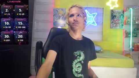 andy online show from December 21, 7:32 pm