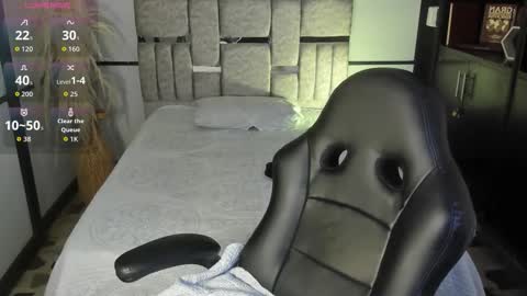 Andy online show from December 19, 9:00 pm