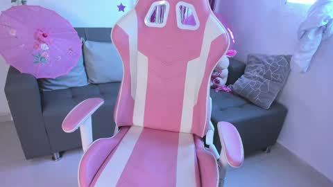 Snapshot of aneko_morii chatting on February 13, 2:31 pm online show from February 13, 2:31 pm