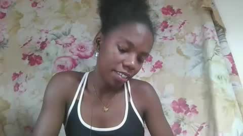 angeeliine online show from March 18, 6:44 pm