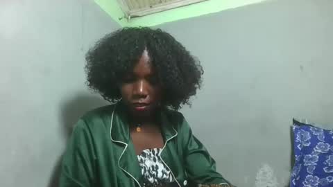 angeeliine online show from May 12, 4:59 pm