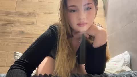 Angel 555 online show from July 2, 8:15 pm