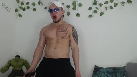 Angel Curl online show from January 9, 7:04 pm