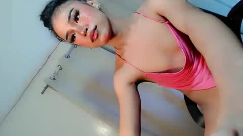 angel_grace18 online show from June 9, 11:11 am