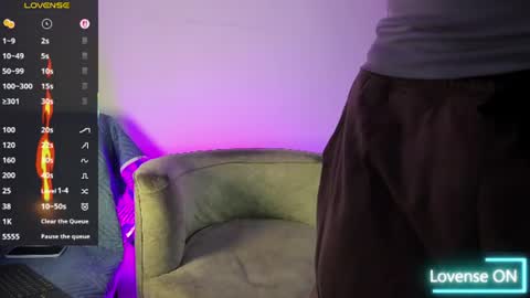 Snapshot of angel_kyrozz chatting on July 8, 7:07 pm angel_kyrozz online show from July 8, 7:07 pm