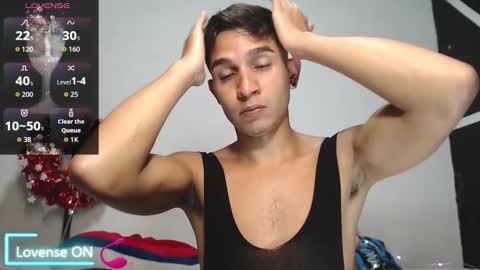 Snapshot of angel_latinboy chatting on December 22, 11:24 pm Angel online show from December 22, 11:24 pm