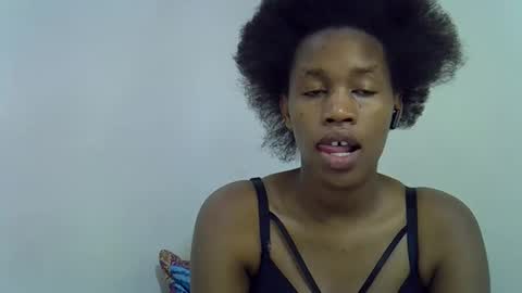 angel_mia5 online show from November 11, 9:09 am