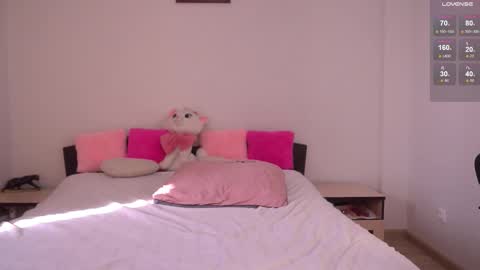 angel_quincy online show from March 18, 5:43 am