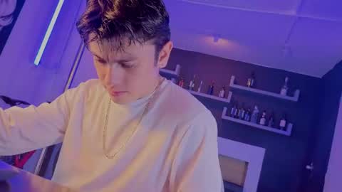 Angel Still  online show from June 21, 2:03 am