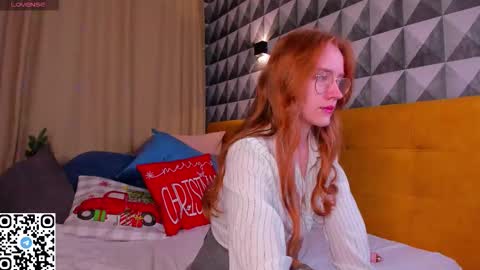 Angela online show from December 15, 1:10 am