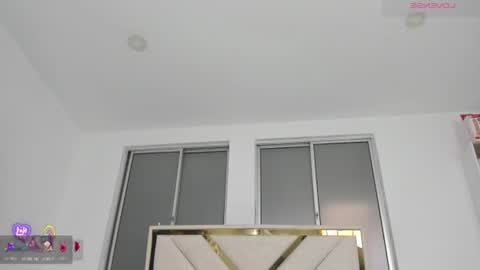 angela_garciaa online show from June 22, 8:06 pm