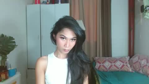 angela online show from March 3, 1:21 am