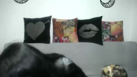  Angela  online show from March 7, 3:19 am