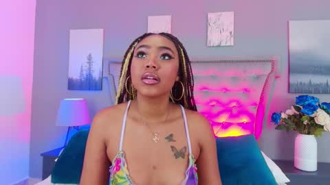 Angela Roberts online show from November 6, 4:24 am