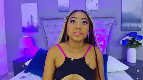 Angela Roberts online show from November 11, 7:41 am