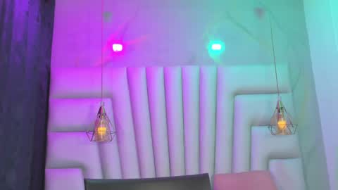 ANGELA online show from April 16, 12:06 pm