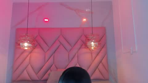 Snapshot of angelaa_cute chatting on June 3, 12:08 pm ANGELA online show from June 3, 12:08 pm