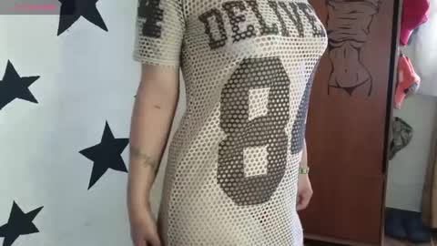 Snapshot of angelacute19 chatting on October 2, 2:02 pm angelacute19 online show from October 2, 2:02 pm