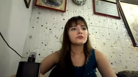 angelaisabela online show from March 12, 5:19 pm