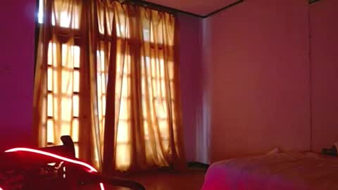 Snapshot of angelbel1e chatting on March 4, 5:21 am Angelbel1e online show from March 4, 5:21 am