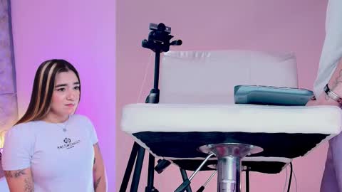 angel online show from February 16, 6:31 am