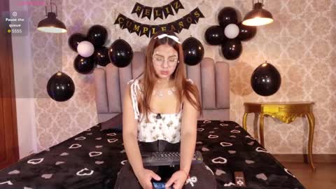 Snapshot of angeles_azul chatting on April 22, 5:58 pm angel online show from April 22, 5:58 pm
