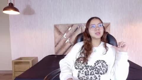 Snapshot of angeles_azul chatting on May 2, 3:28 pm angel online show from May 2, 3:28 pm