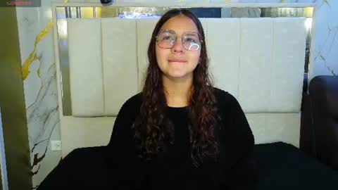 Snapshot of angeles_azul chatting on July 18, 2:10 pm angel online show from July 18, 2:10 pm
