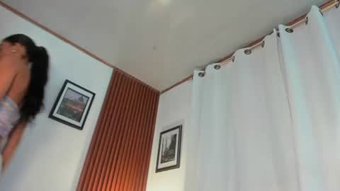 Snapshot of angeli_sexi chatting on June 16, 11:40 pm Carolina online show from June 16, 11:40 pm