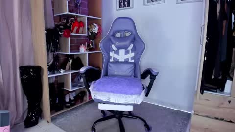 Angelica Sparks online show from January 7, 2:14 am