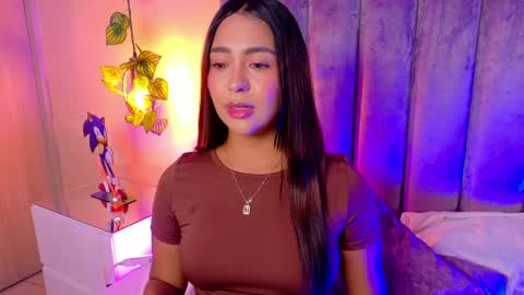 Snapshot of angelicaa_garcia chatting on May 22, 11:05 am angelicaa_garcia online show from May 22, 11:05 am