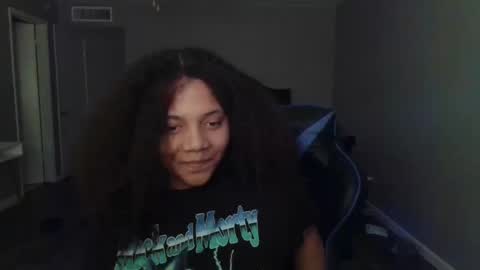 Alius Angelic online show from October 11, 3:21 pm