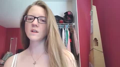 AngelicAngel online show from April 20, 6:53 pm