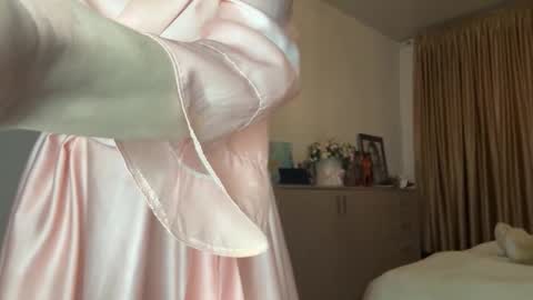 angelicfenix online show from February 27, 2:39 pm