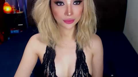 MS. AMALIA online show from April 1, 7:20 am