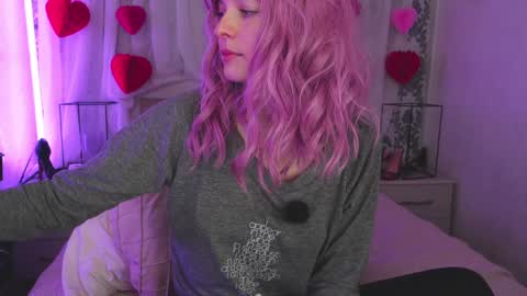Snapshot of angelika_rouge chatting on February 28, 5:58 pm Angelika Rouge online show from February 28, 5:58 pm