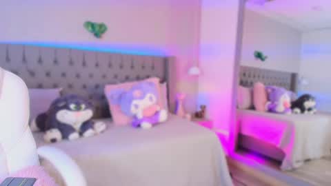 Angelina Honey online show from May 24, 4:06 am