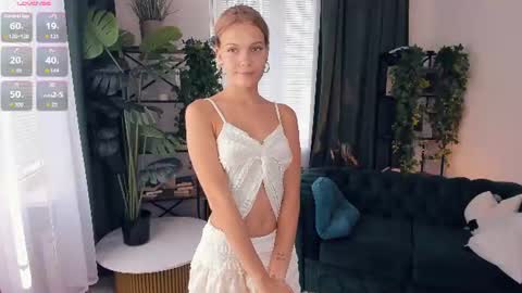 Alice WOW online show from August 1, 9:08 am