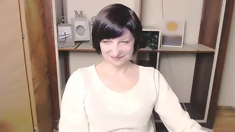 Angelina online show from April 18, 8:40 am