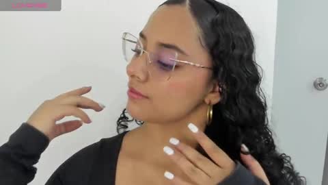 A F R O D I T A online show from September 18, 11:56 am